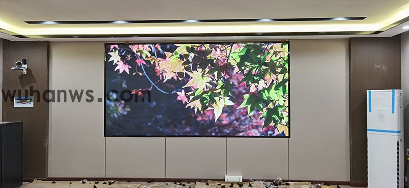 武汉中建集团某分公司会议室LED屏