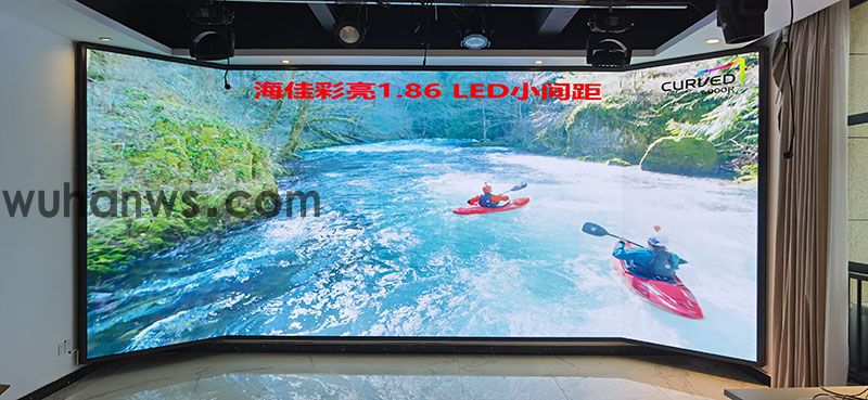 湖南某一线网红直播音LED屏